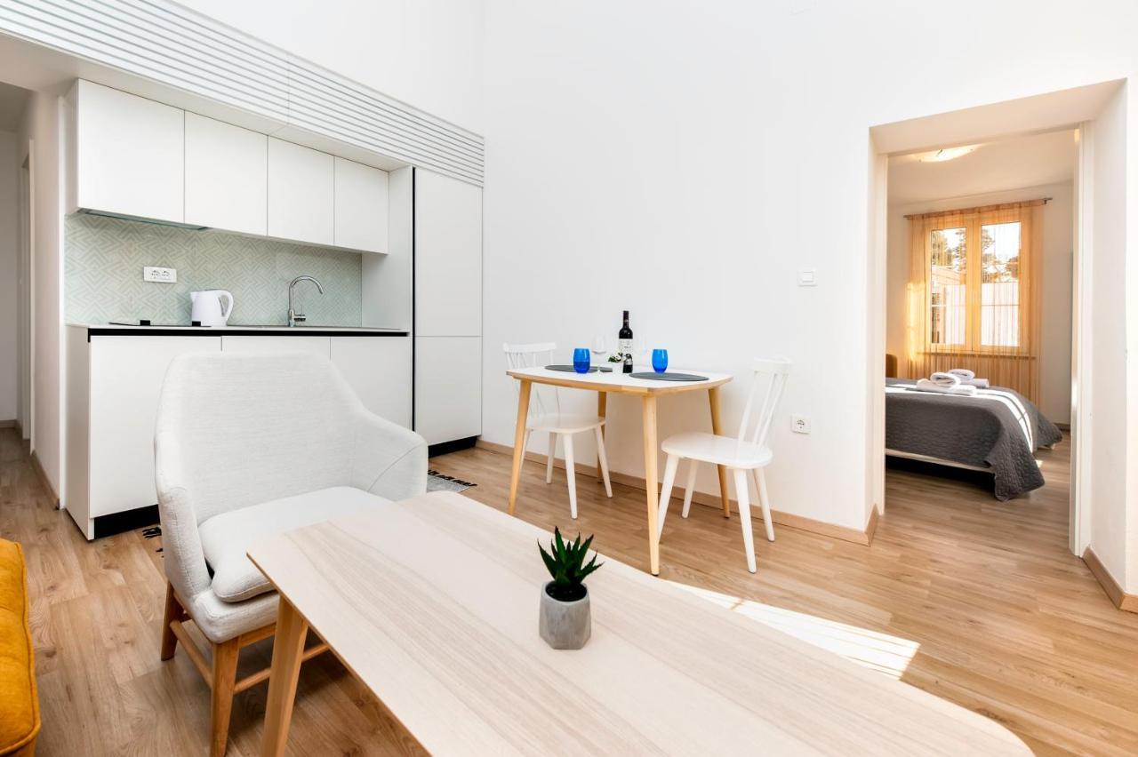 City Comfort Apartments Rovinj Exterior photo