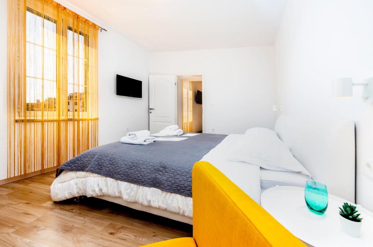 City Comfort Apartments Rovinj Exterior photo