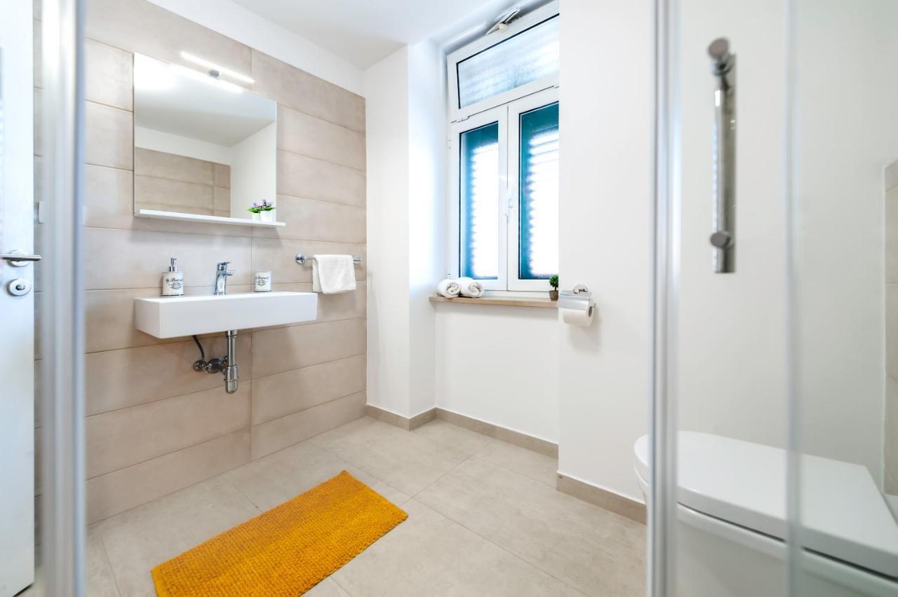 City Comfort Apartments Rovinj Exterior photo